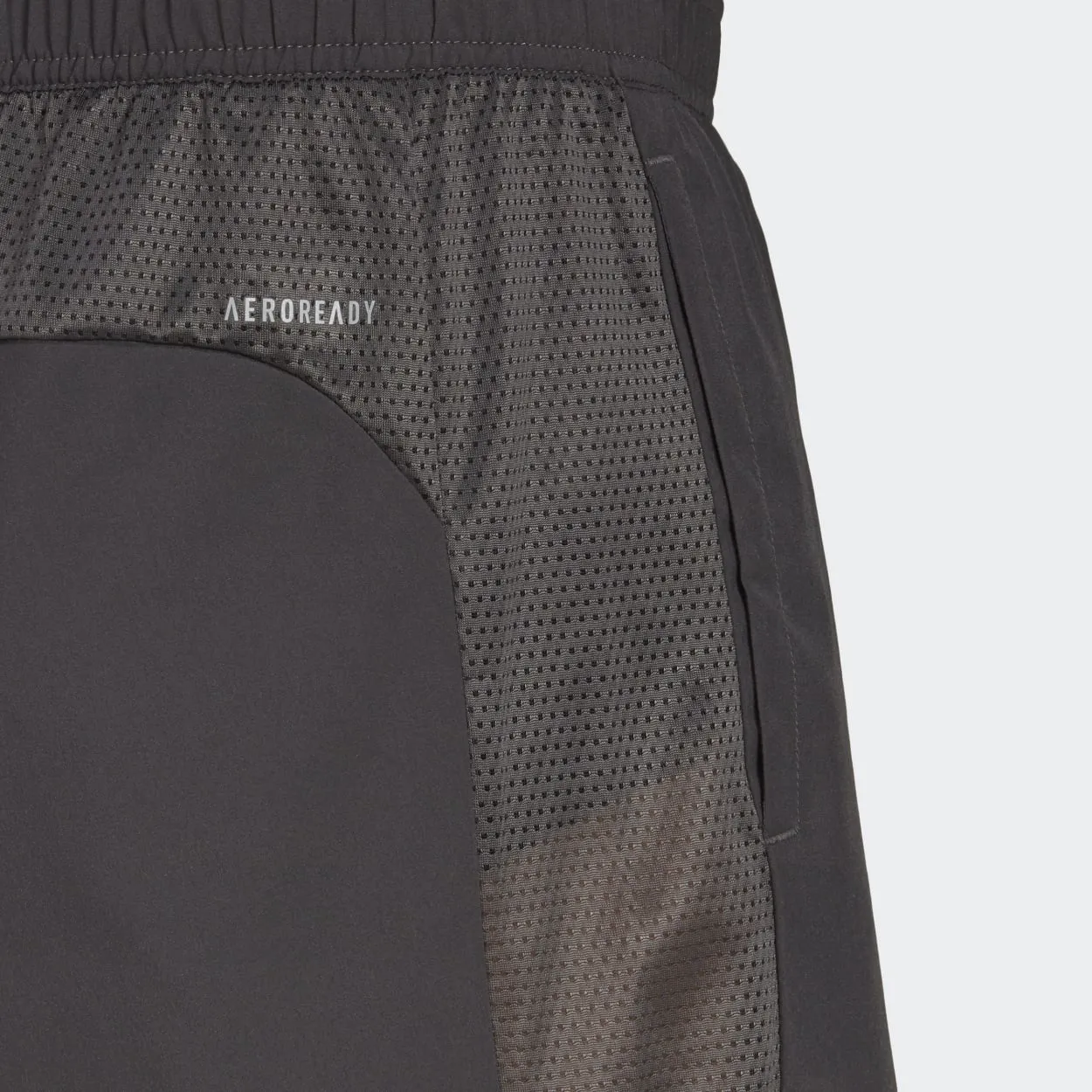 adidas Herren Own The Run 7-Zoll-Shorts
