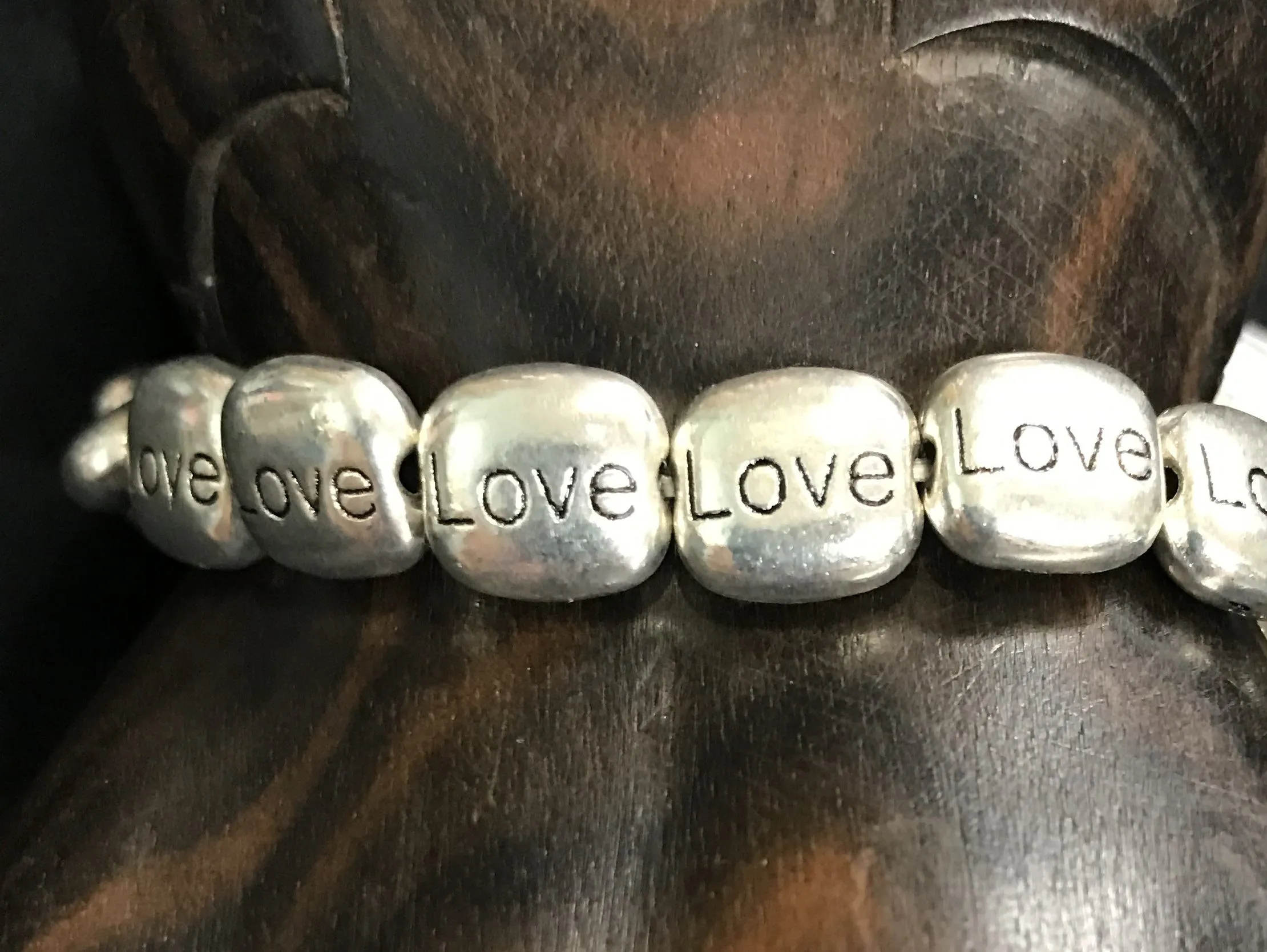 Bali Queen Inspirational Stretch Armband (Friedensrunde)