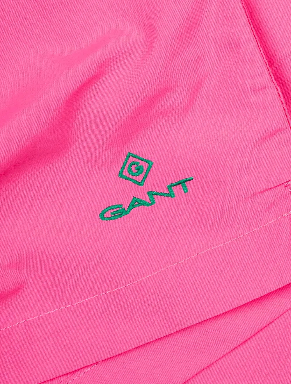 Classic Fit Badeshorts in Munterem Pink