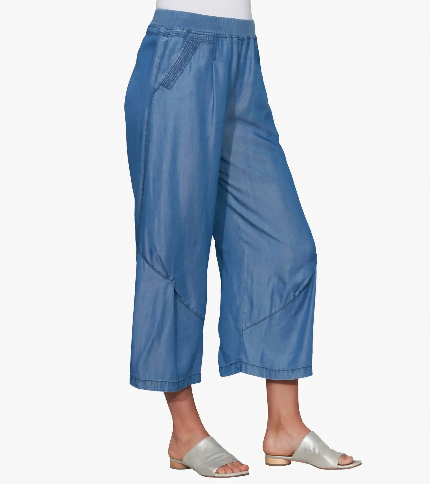 Details Flood Hosen In Medium Wash