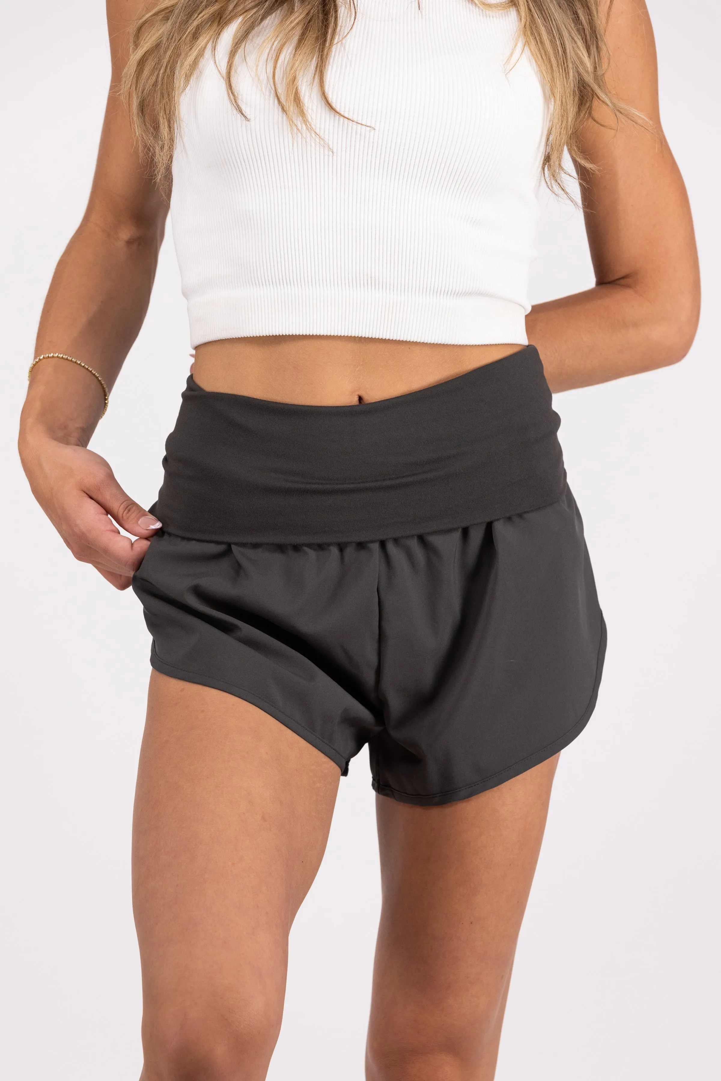 Jeder Schritt, den du machst - Sportive High-Waisted Shorts für Damen