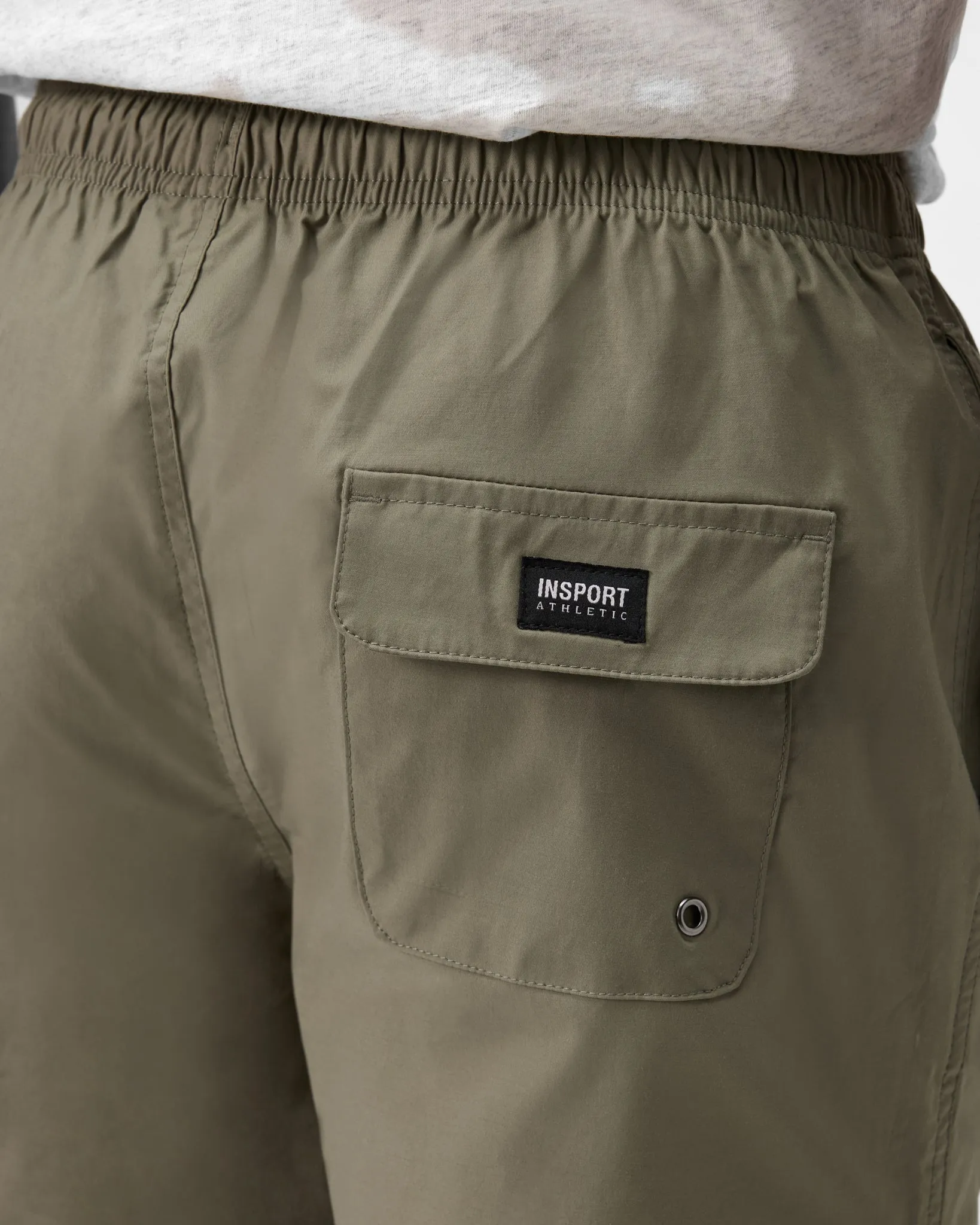 INSPORT HERREN BONDI GYM MILITÄRGRÜNE SHORTS