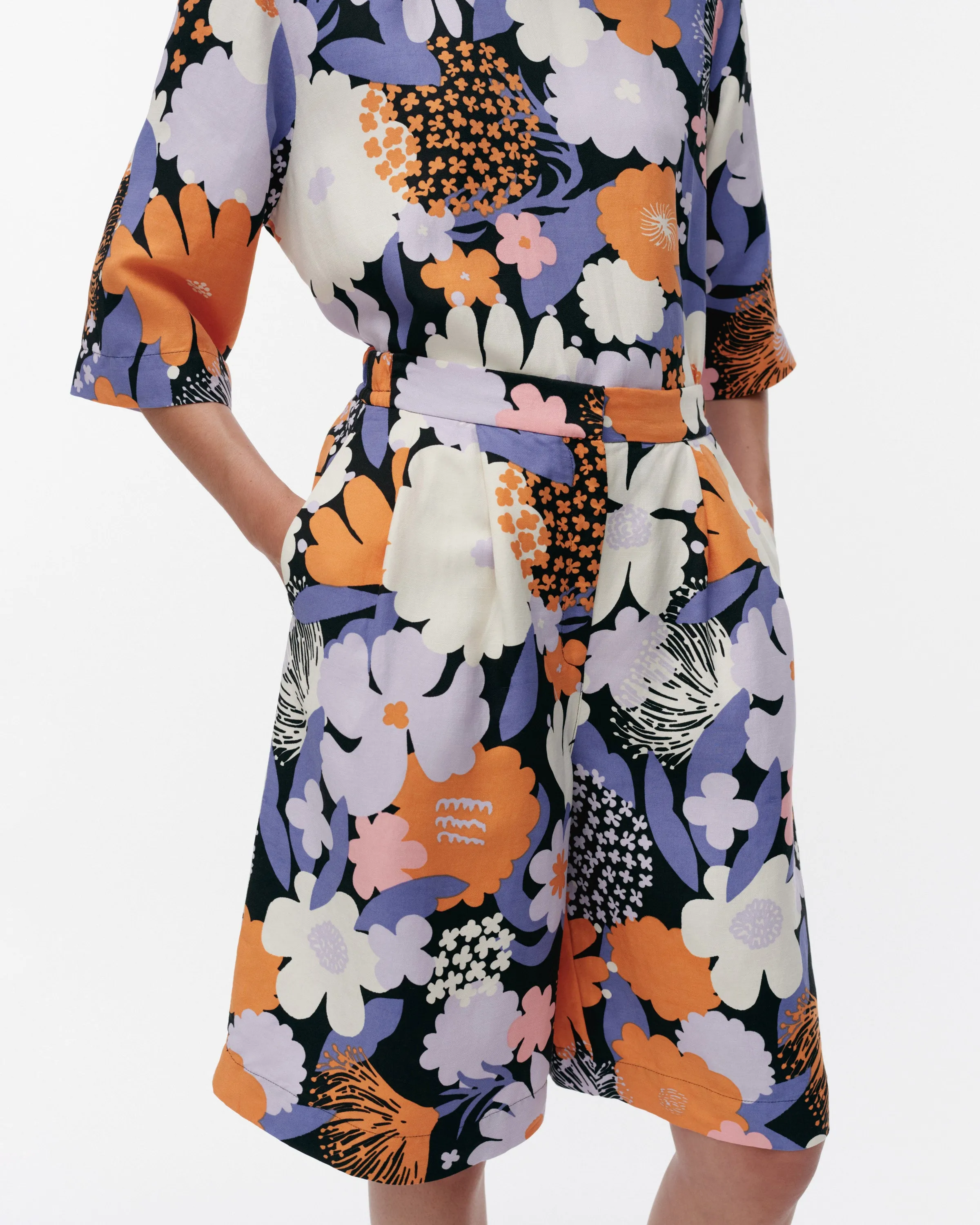 Kasvisto Sommerbund Shorts Kleidung_Marimekko
