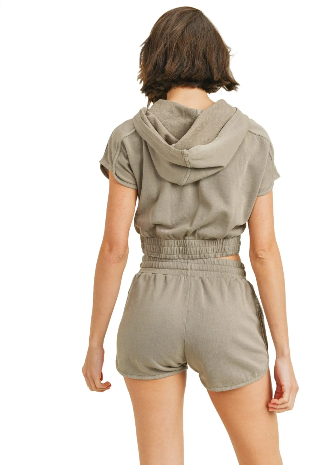 Mono B Crop Top und Shorts Set KT-A042