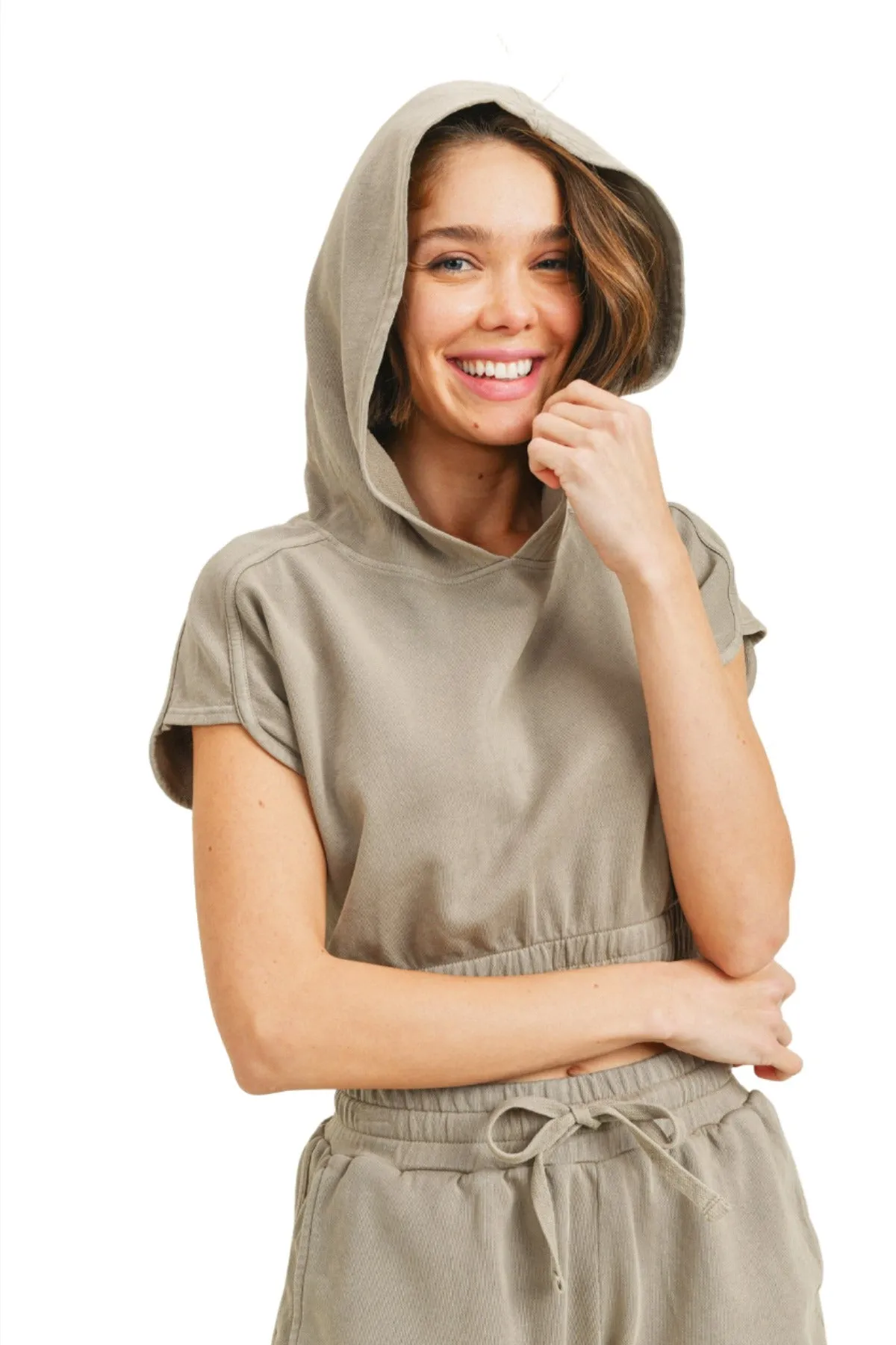 Mono B Crop Top und Shorts Set KT-A042