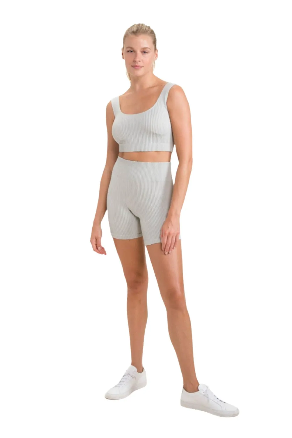 Mono B Rippen-Seamless-Hochtaillierte Shorts APH-A1236