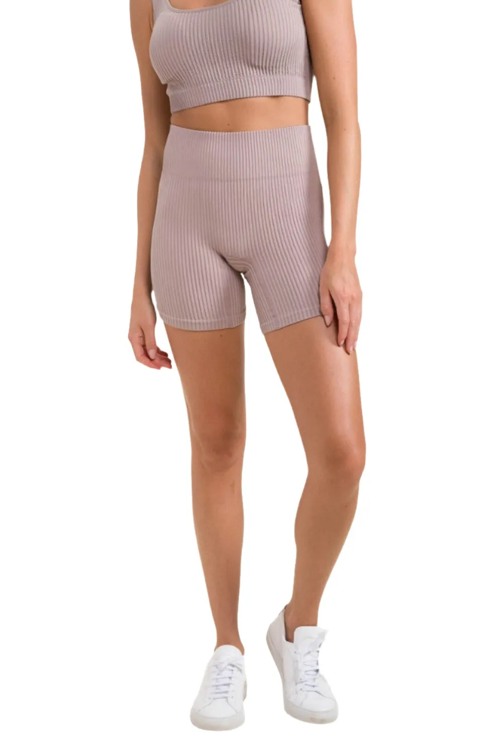 Mono B Rippen-Seamless-Hochtaillierte Shorts APH-A1236