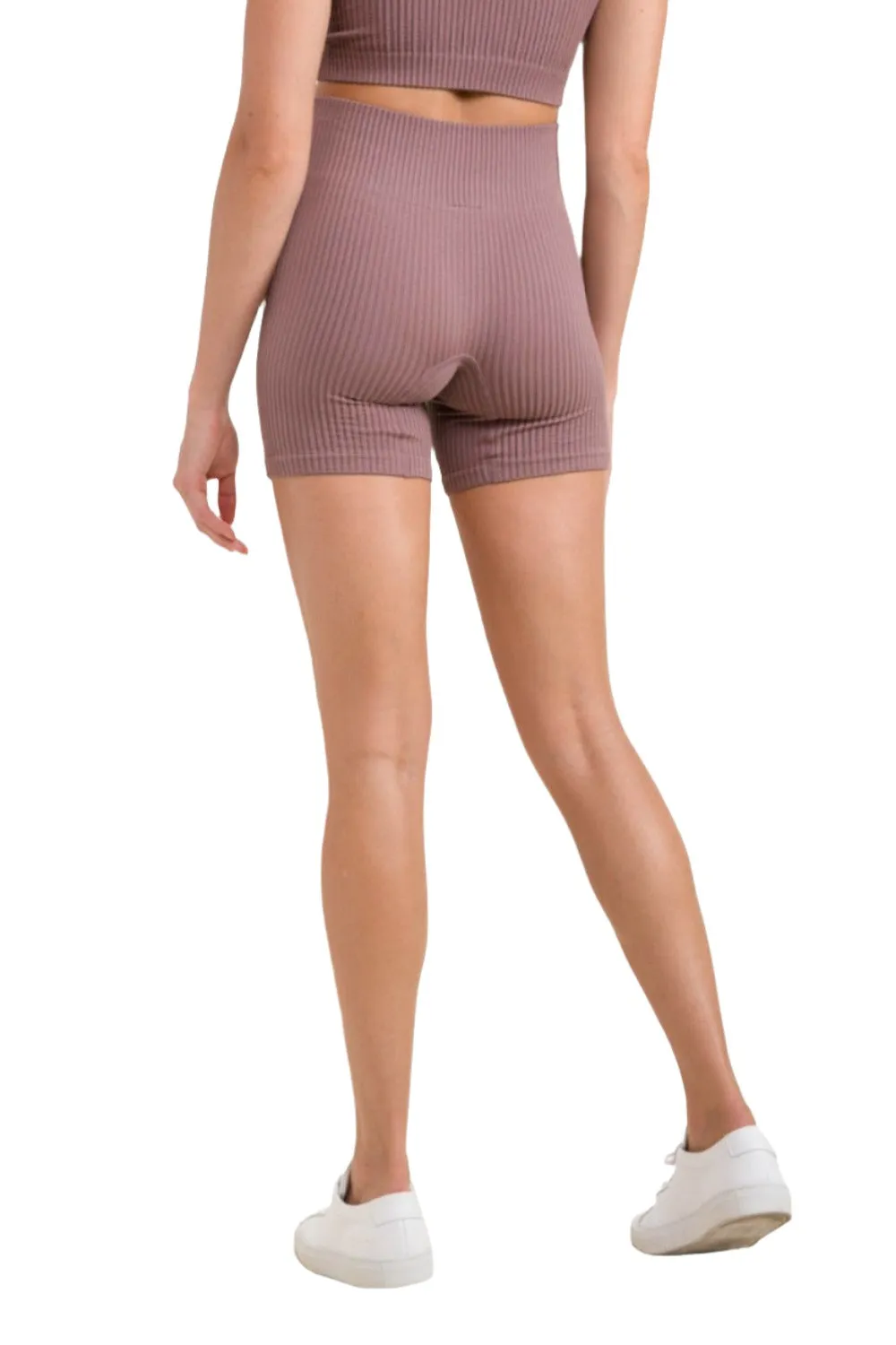 Mono B Rippen-Seamless-Hochtaillierte Shorts APH-A1236
