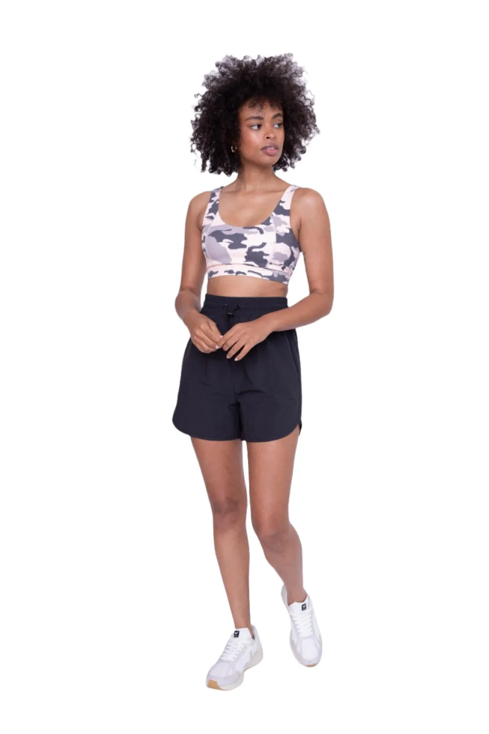 Mono B Side-Wave Aktive High-Waist Shorts APH7017
