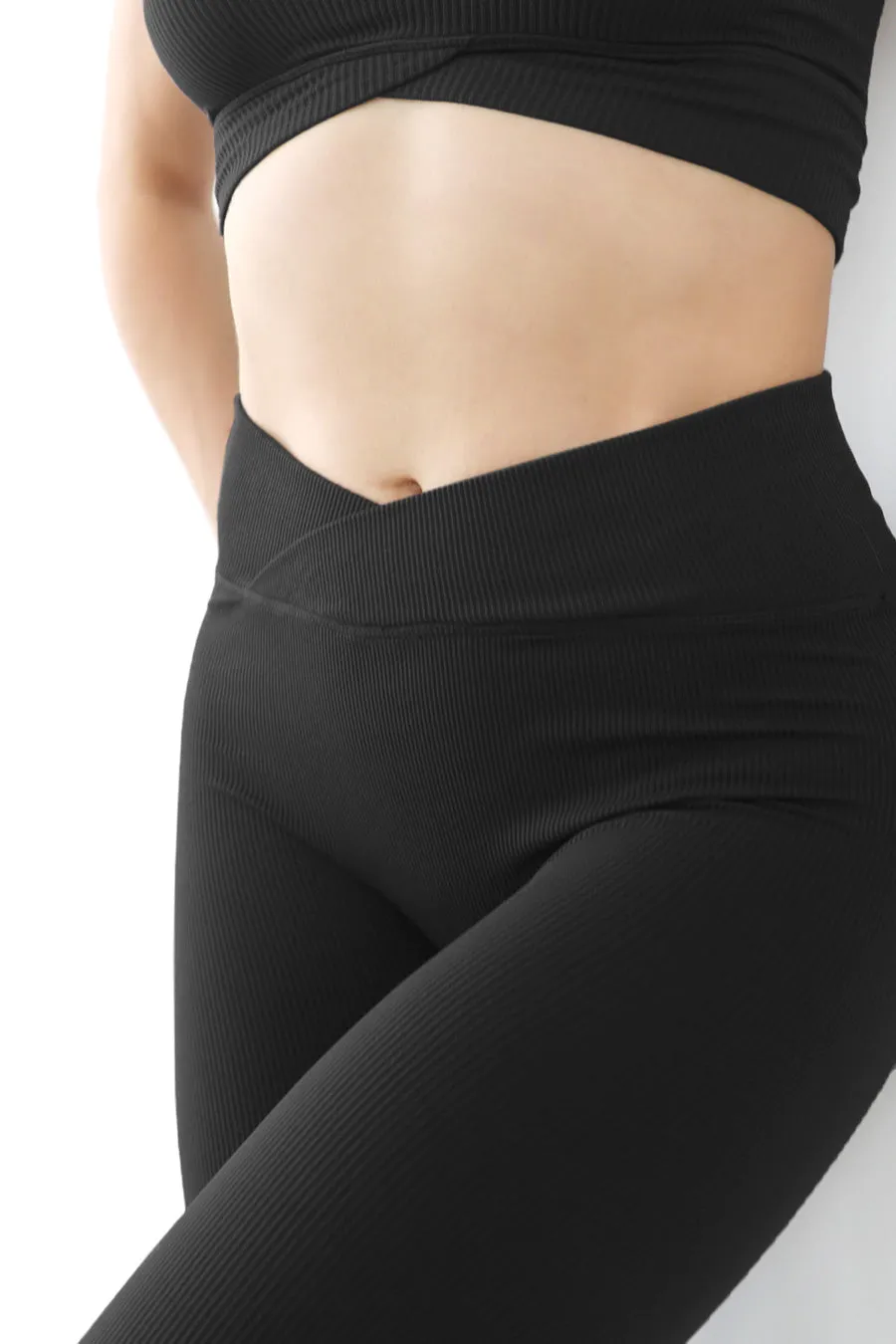 NikiBiki Rippen-Überkreuz-Waistband-Leggings NB8110