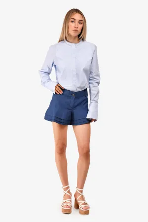 Vorgetragene Chanel™ Blue Denim CC Rüschen-Shorts in Größe 38