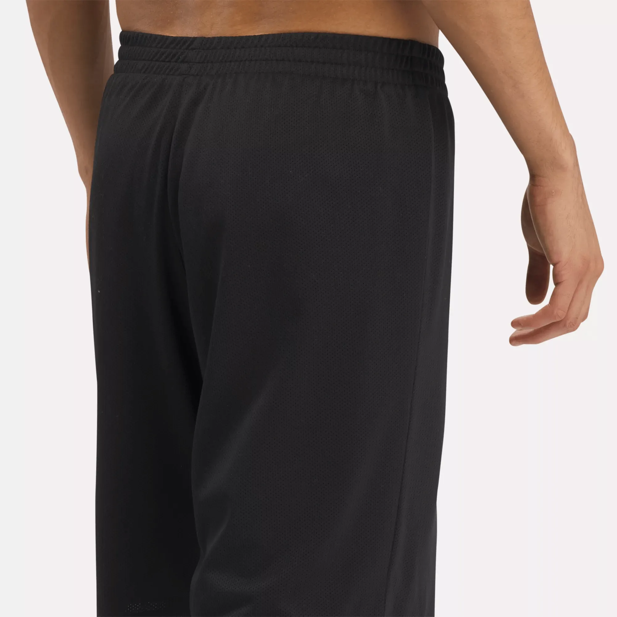 Reebok Bekleidung Herren Basketball Mesh Shorts mit Belüftungslöchern