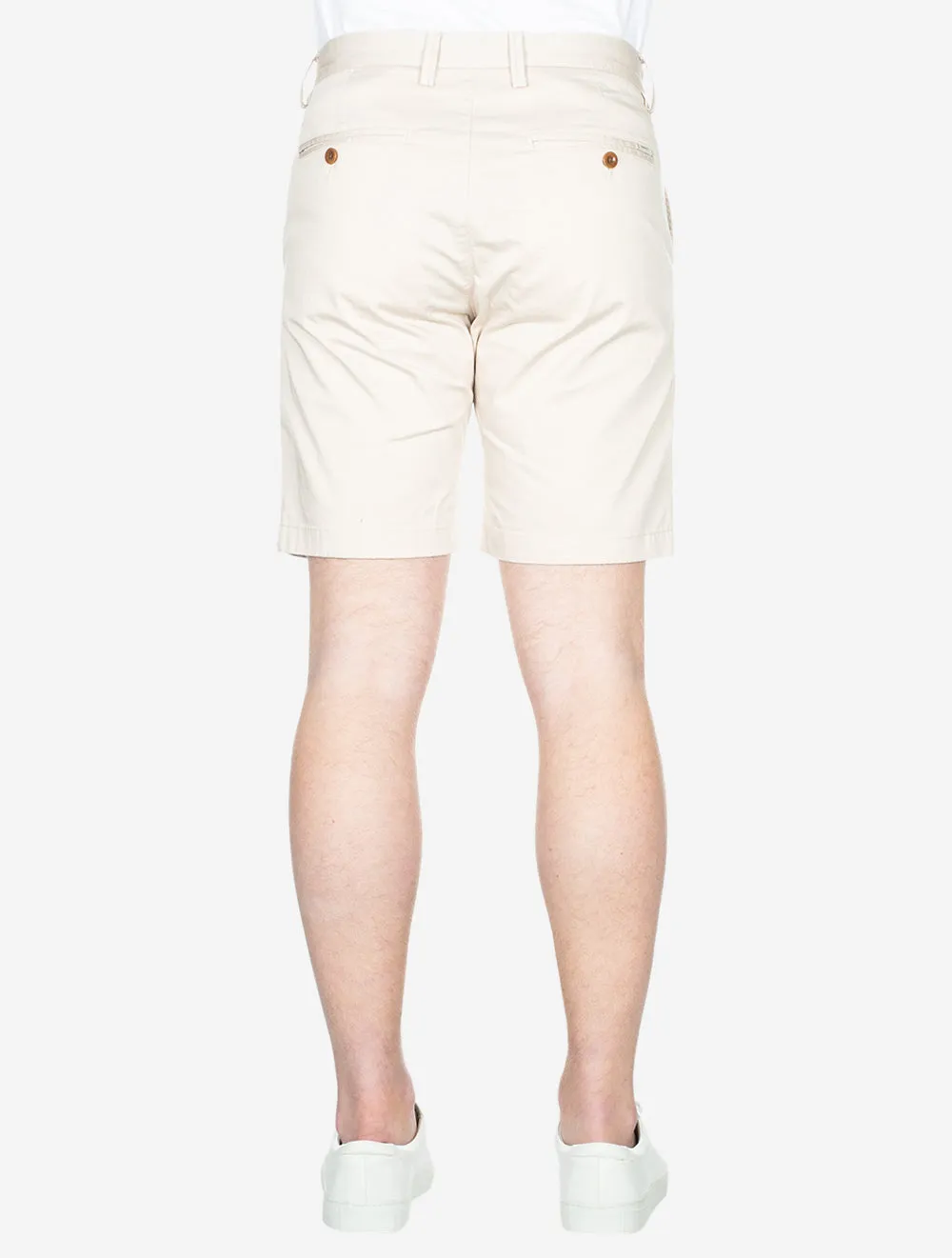Schlanke Köper-Shorts in Beige