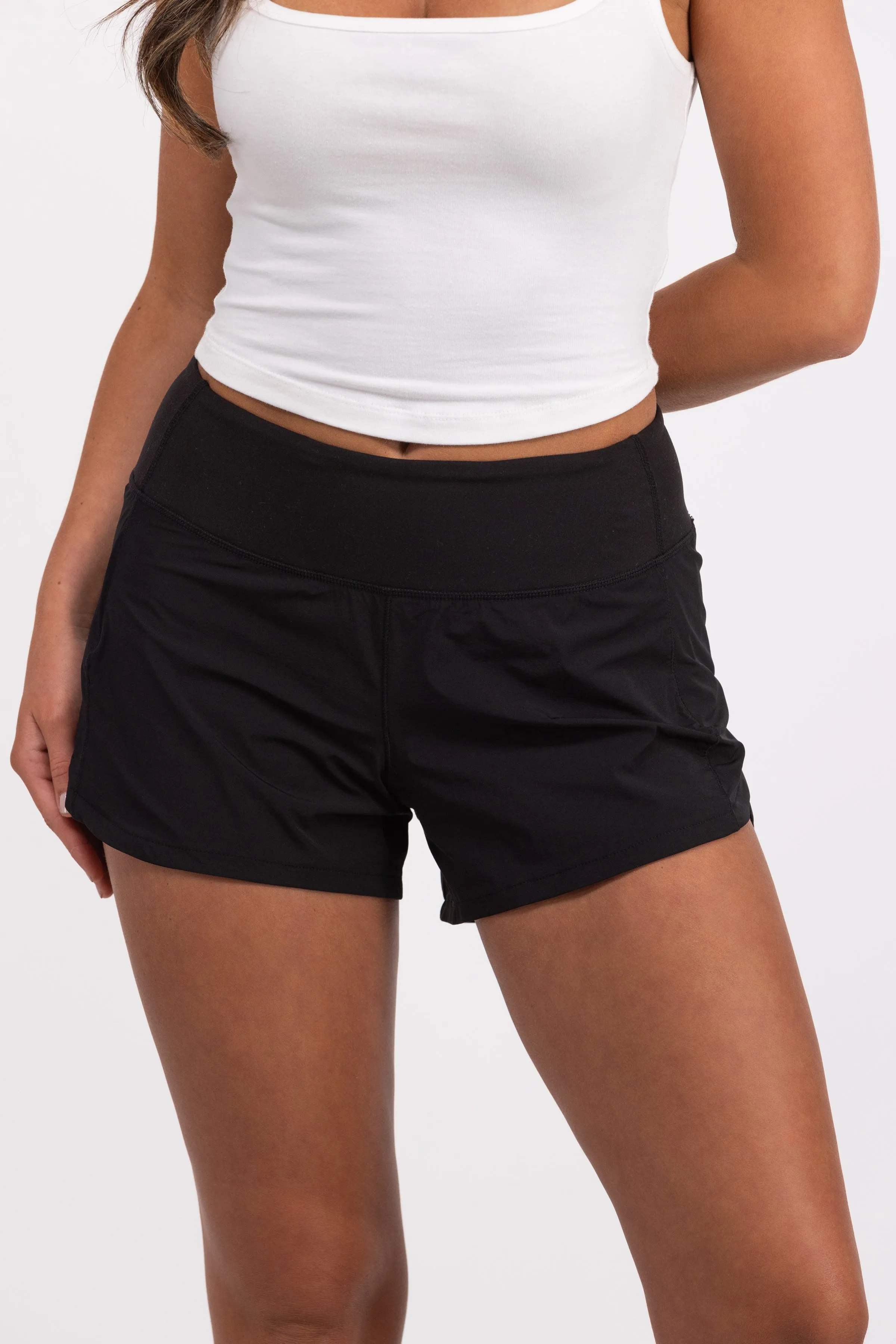 Sie müssen nicht die Women's High-Rise Shorts tragen